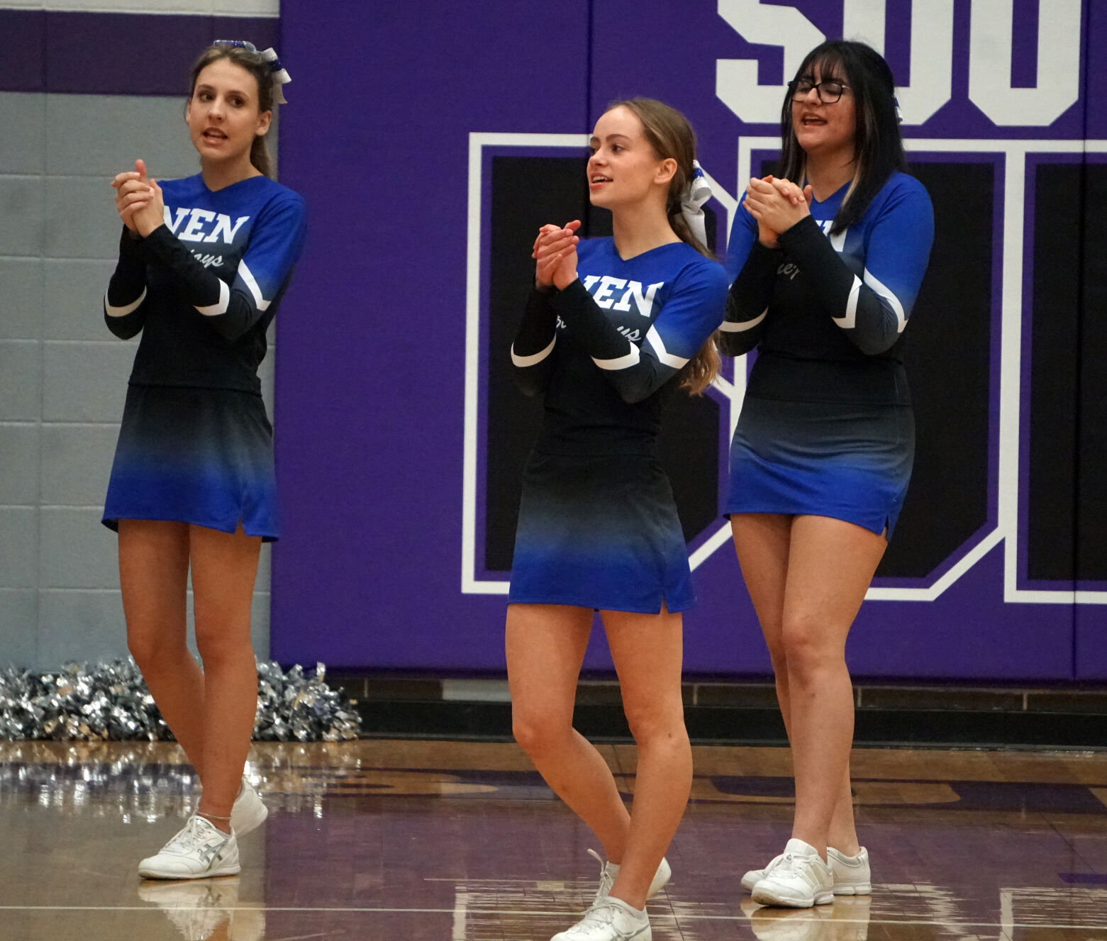 22-01-20 NEN cheer4.jpg